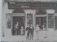 Ilica 1912. godine. Trgovina željeznog pokućstva
